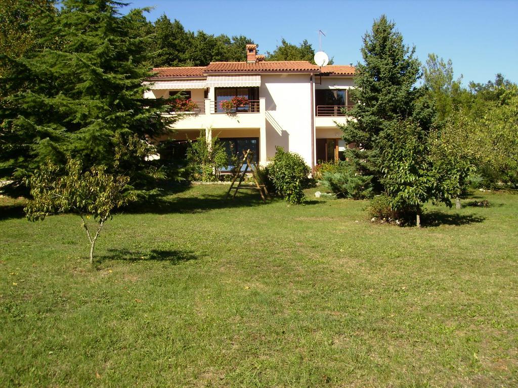 Apartment Neda Z-Velika Okucnica, Besplatni Parking I Opticki Wi-Fi Labin  Habitación foto